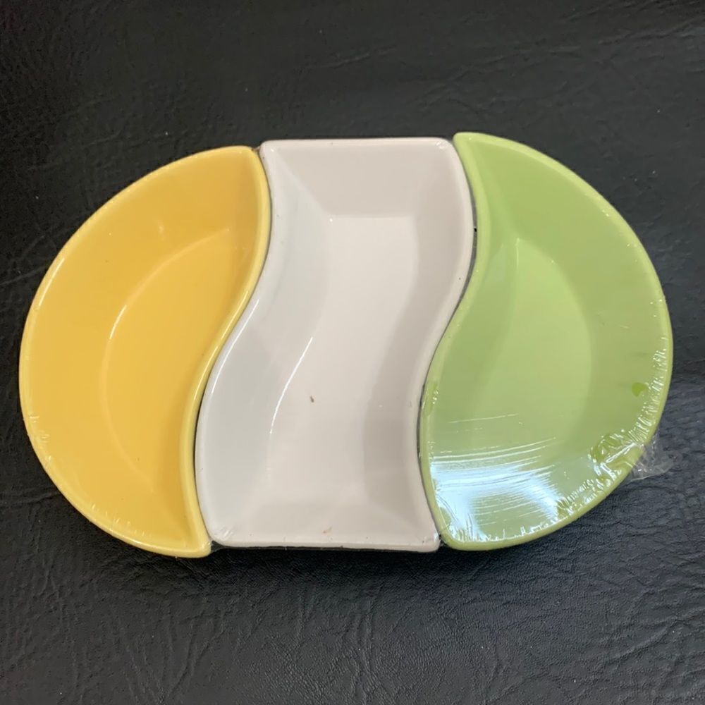 NEW Citrus Oval 3 Piece Serving Set Yellow Green White Appetizer Trinket Tray